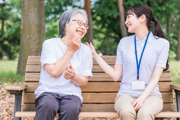 介護福祉士になるには？試験概要や資格の取得方法を解説！／わく＆わーく（わくわーく）